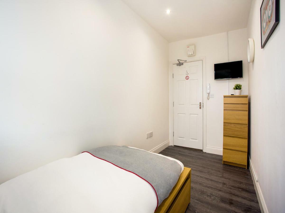 Hotel The Broadway - London Heathrow 2*