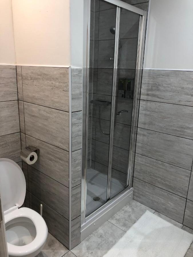 The Broadway - London Heathrow Hotel 2*